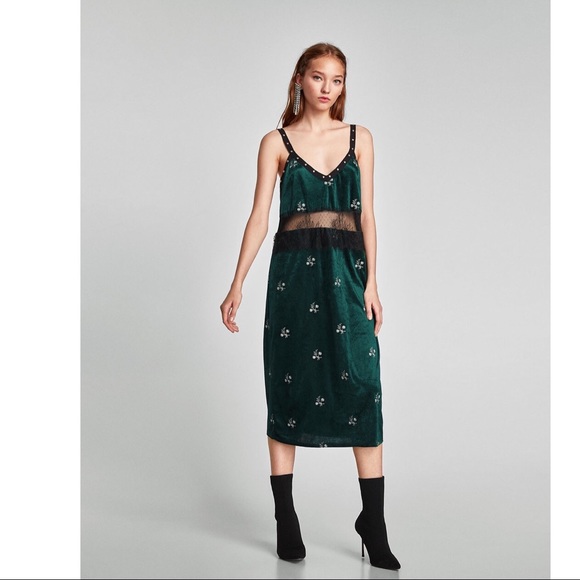 Zara Dresses & Skirts - NWT ZARA TRAFALUC Green Velvet Dress SZ L
